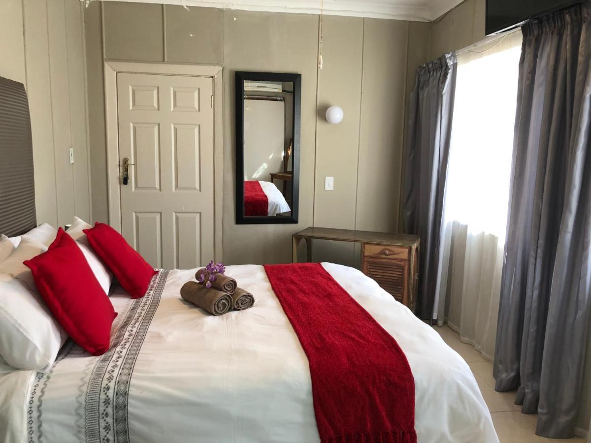 The Lavender Guesthouse Kroonstad Exterior foto